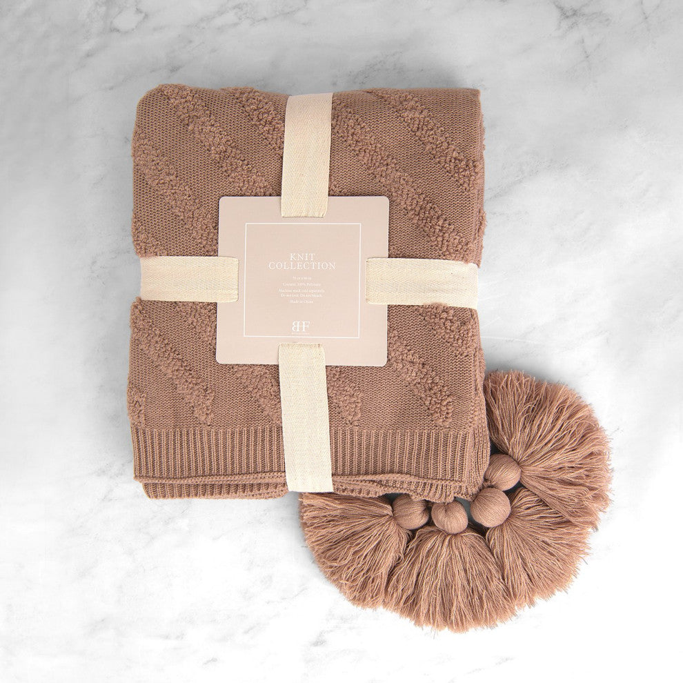 Diagonal Pattern Tassel Throw