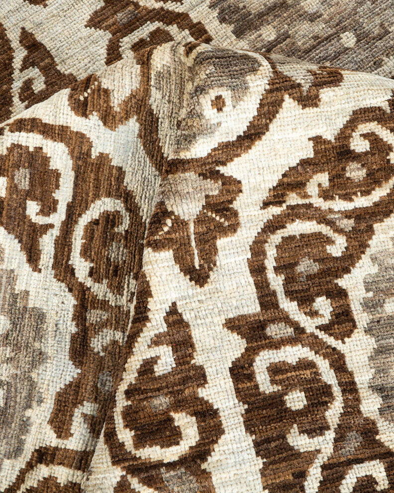 Eclectic, One-of-a-Kind Hand-Knotted Area Rug Ivory, 7'10"x9'7"