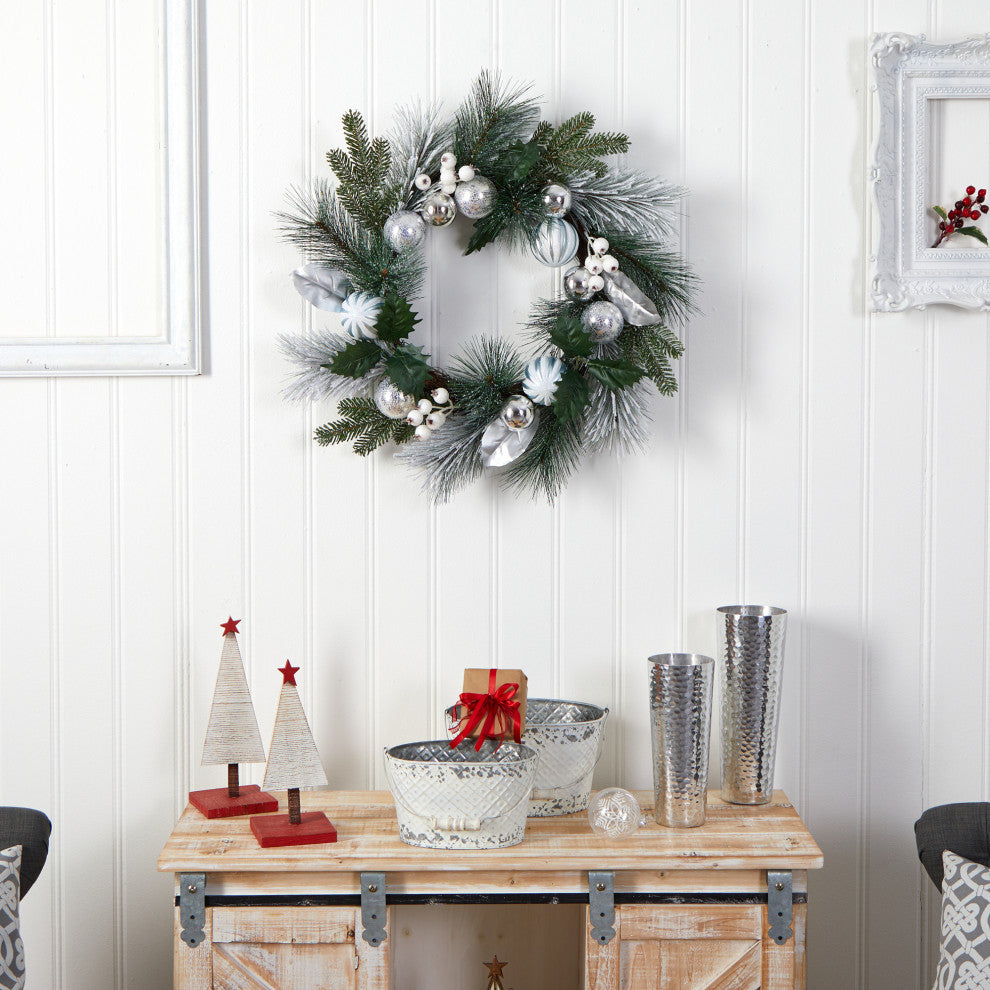 24" Pinecones and Berries Christmas Artificial Wreath With Silver Ornaments