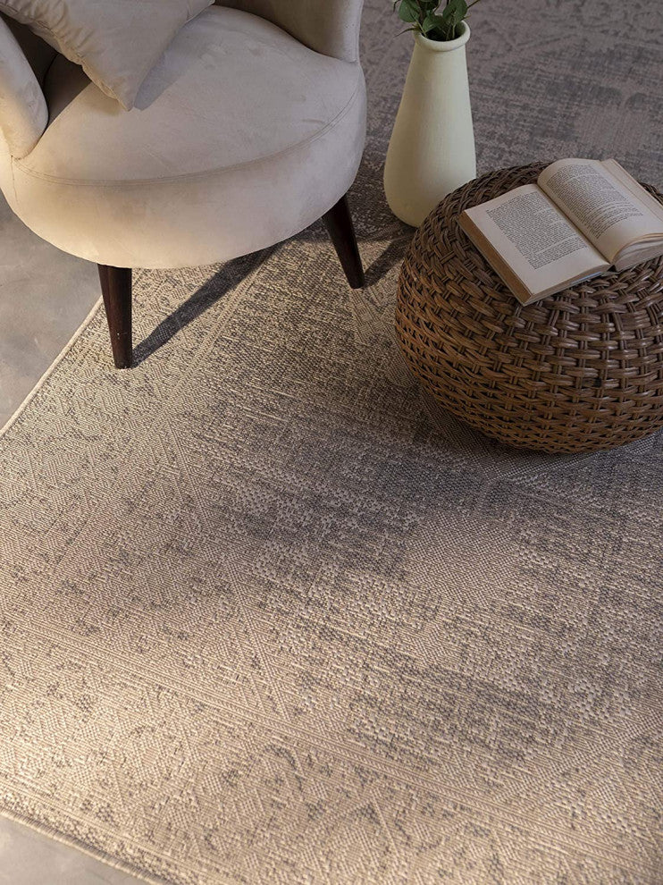 Outdoor Persian Accent Rug - Bacteria Resistant Rug, Dove, 5'3"x7'6"