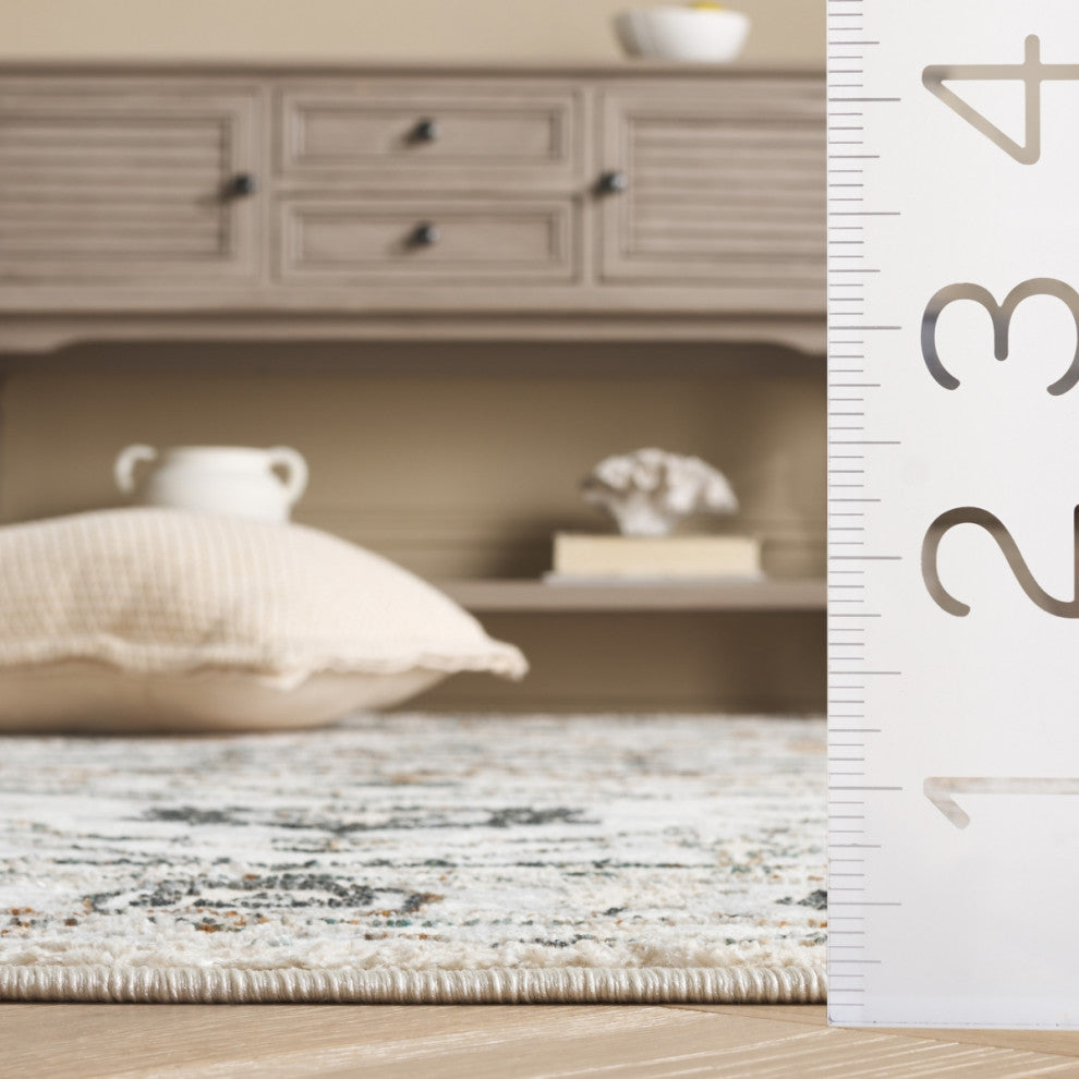 Safavieh Alenia Collection ALN117 Rug, Grey/Beige Gold, 6'7" Square