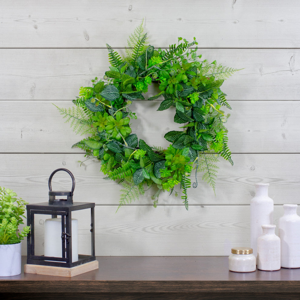 Maidenhair Fern and Assorted Foliage Spring Wreath Green 23"