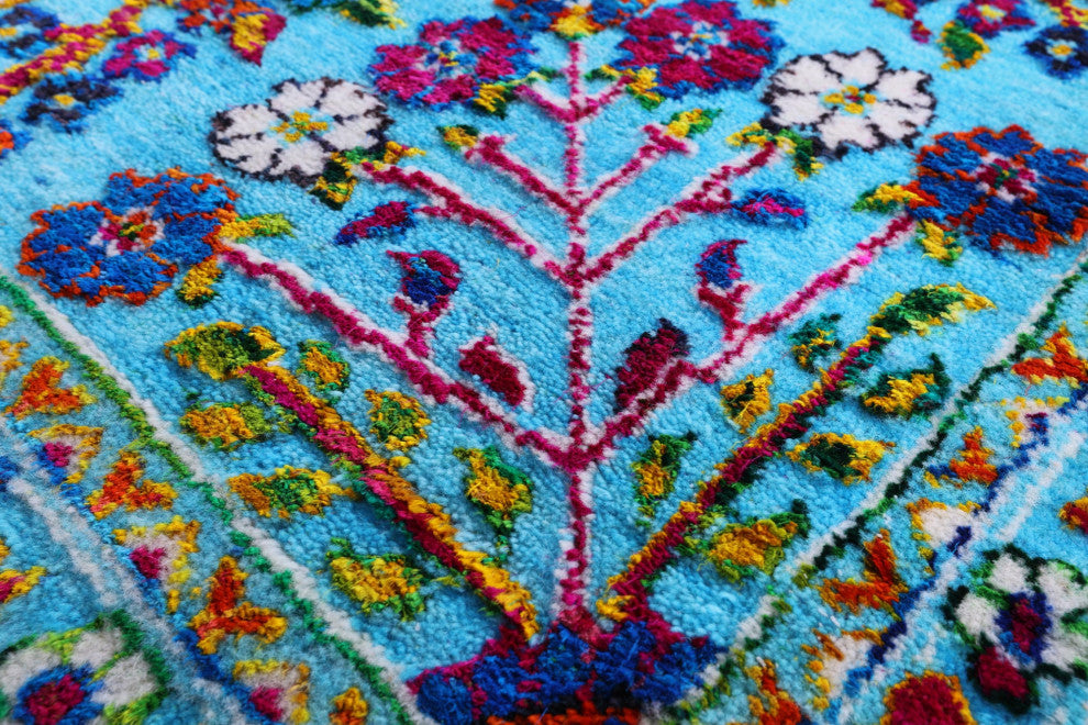 Persian Handmade Wool & Silk Rug 8' 0" X 9' 11" - Q15776