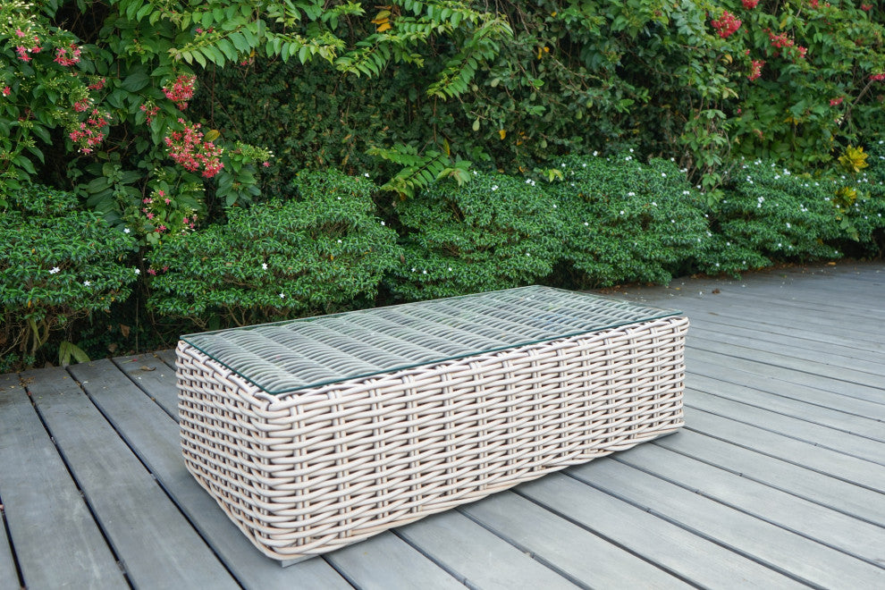 Alejandra 6-Piece Outdoor Wicker Furniture Set With Coffee Table, White and Gray