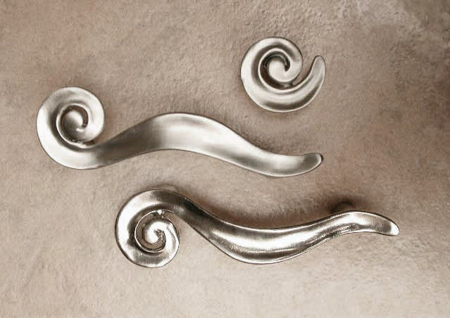 Long Spiral Pull, Oil Rub Bronze, Left