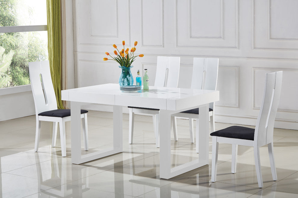 Laura Butterfly Leaf Dining Table