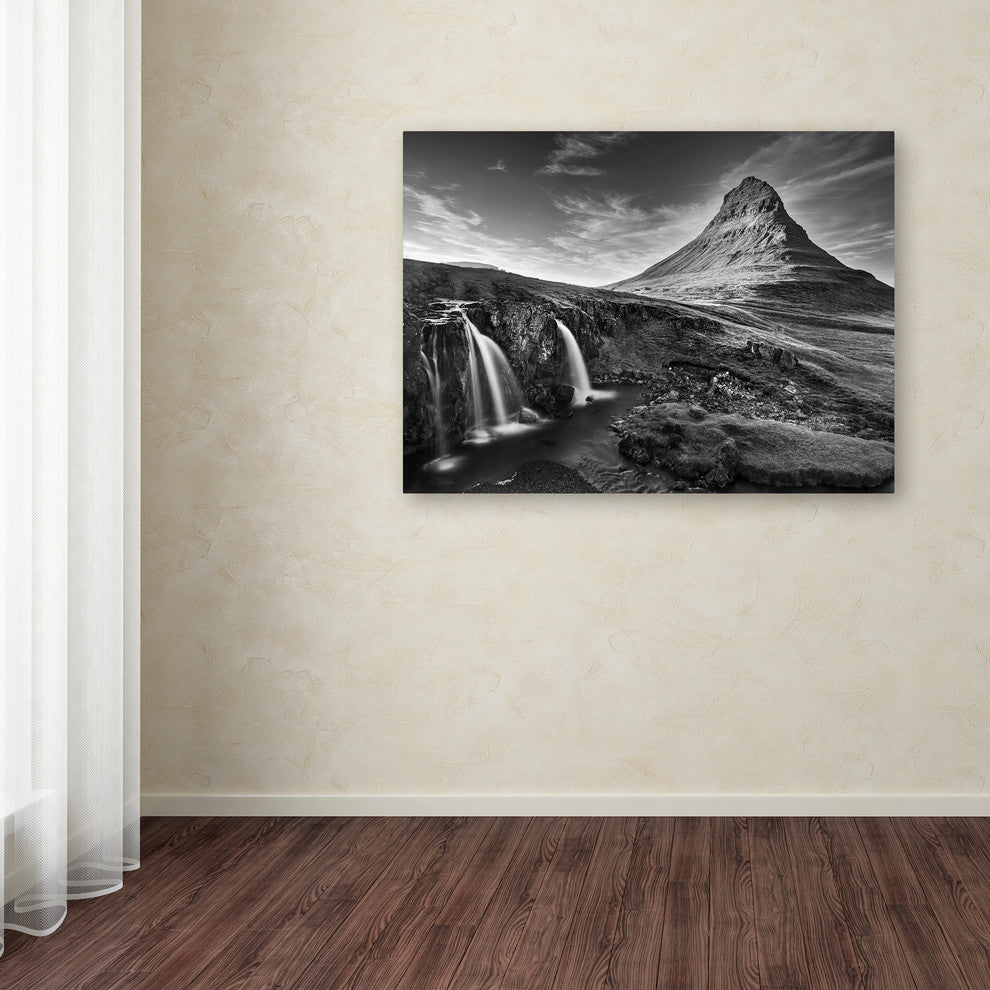 Maciej Duczynski 'Iceland 92' Canvas Art, 35" x 47"