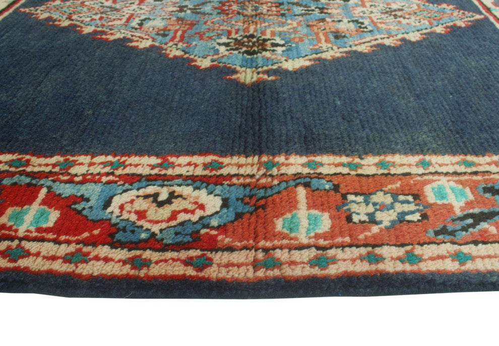 Vintage Distressed Darcy Navy/Red Runner, 3'7x10'3