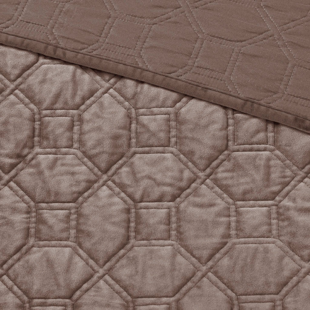 Madison Park Harper 3 Piece Velvet Quilt Set, Taupe