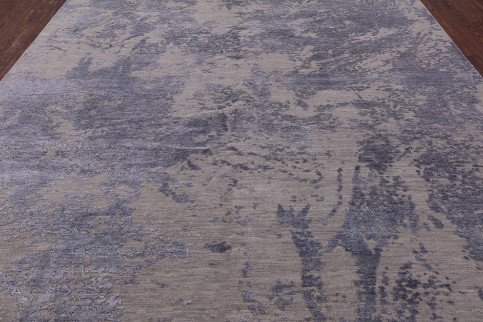 Abstract Wool and Silk Hand Knotted Rug 8' 1" X 10' 1" Q6625