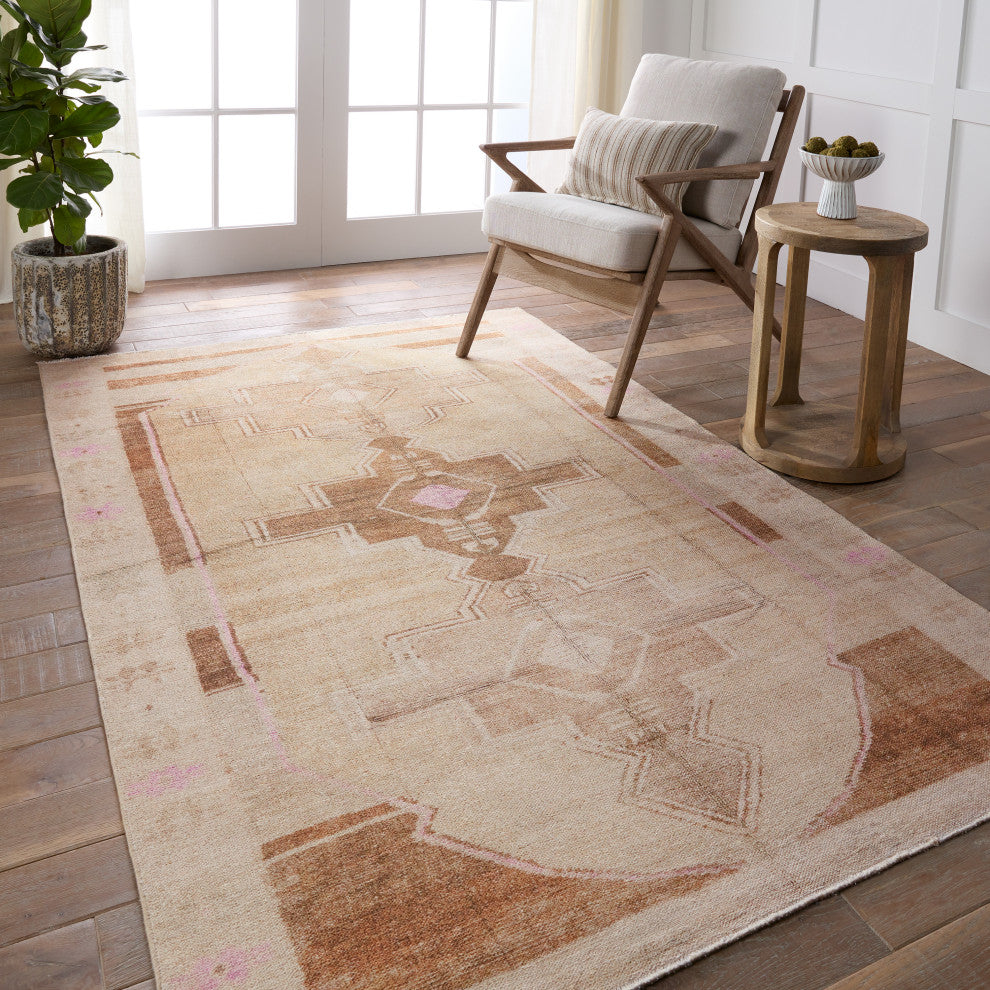 Jaipur Living Parian Medallion Tan/Pink Runner Rug 2'6"X8'