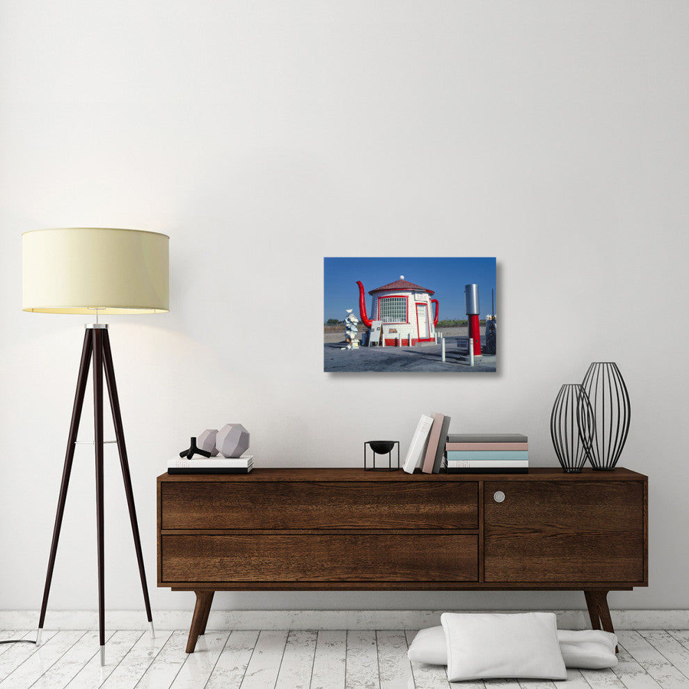 "Teapot Dome gas station, Zillah, Washington" by John Margolies, 30"x20"