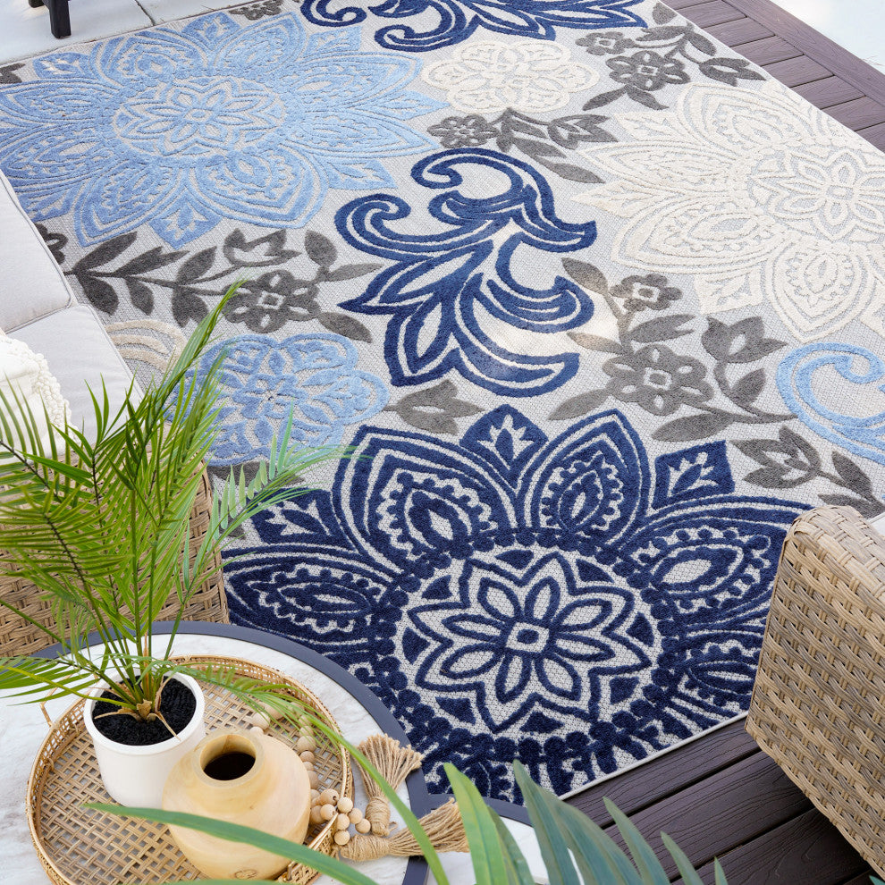 Omalley Modern Floral Area Rug, Blue & Gray, 7'11" X 10'3"