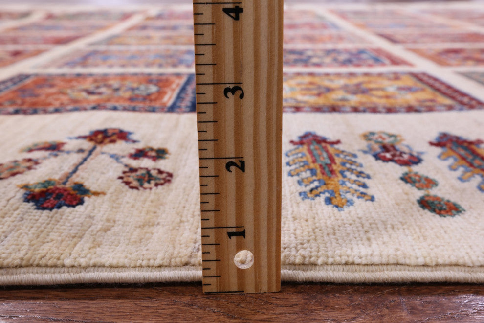 Persian Garden Design Handmade Wool Rug 5' 7" X 7' 10" - Q12295