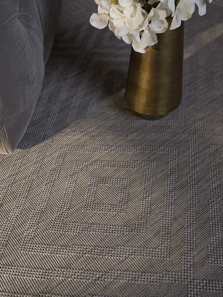 Outdoor Collection Geometric Area Rug - UV Safe Rug, Dove, 5'3"x7'6"