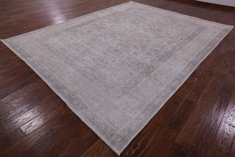 9' 6" X 12' 1" Hand Knotted Persian Vintage White Wash Rug Q8507