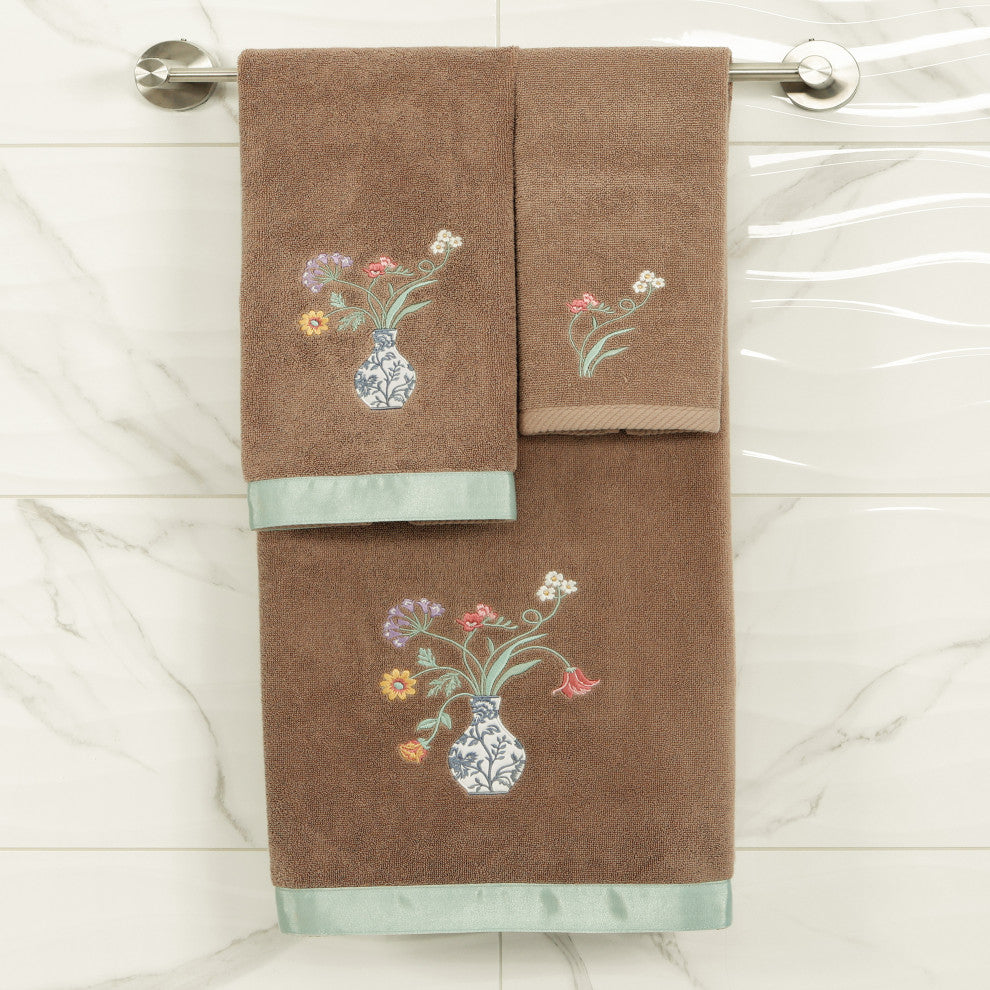 Linum Home Textiles 100% Turkish Cotton STELLA 2PC Emb Fingertip Towel Set