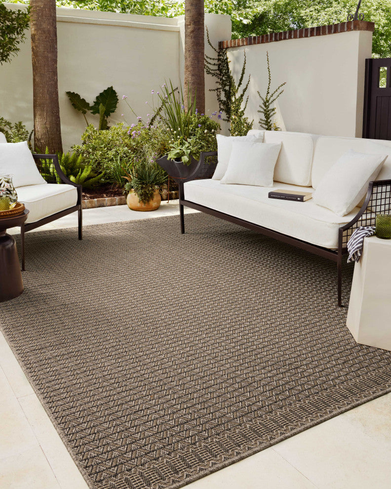 Chris Loves Julia x Loloi Providence Natural / Graphite 2'-3" x 7'-7" Runner Rug