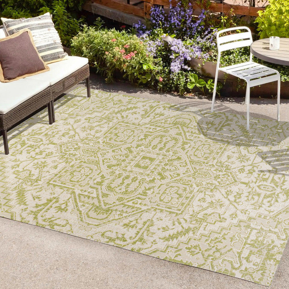 Estrella Bohemian Medallion Textured Weave Indoor/Outdoor, Cream/Green, 3 X 5