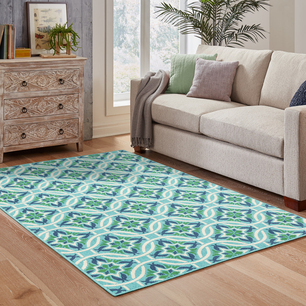Madelina Floral Blue and Green Indoor or Outdoor Area Rug, 1'10"x2'10"