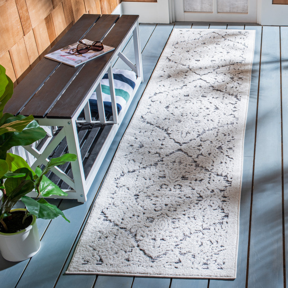 Safavieh Cabana Collection CBN660 Indoor-Outdoor Rug