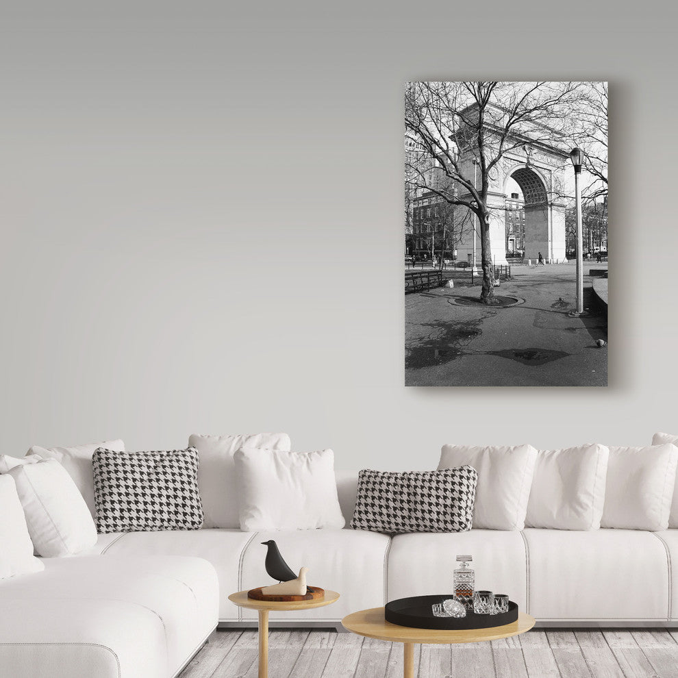 "Arc De Triomphe" by Chris Bliss, Canvas Art, 12"x19"