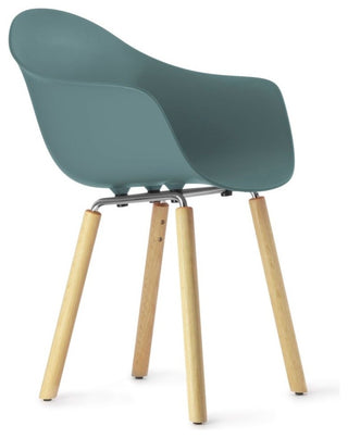 Ta Armchair/Yi Base Stained Natural Oak/Cool Gray Seat