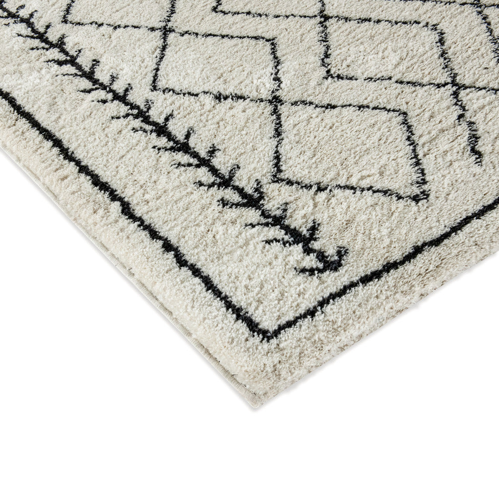 Geometric Style Bohemian Shag Area Rug, 5' X 7'