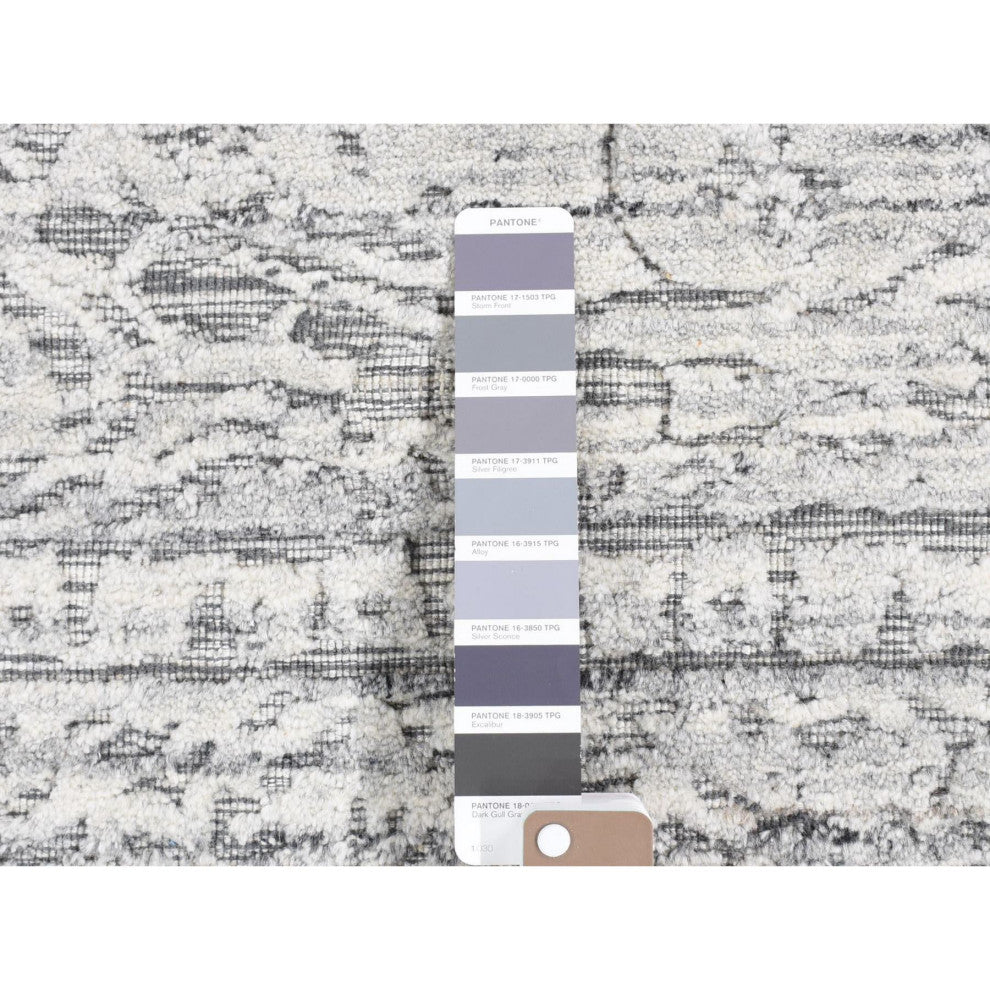 Light Gray Jacquard Hand Loomed Modern Design Textured Wool Rug, 1'10"x2'0"