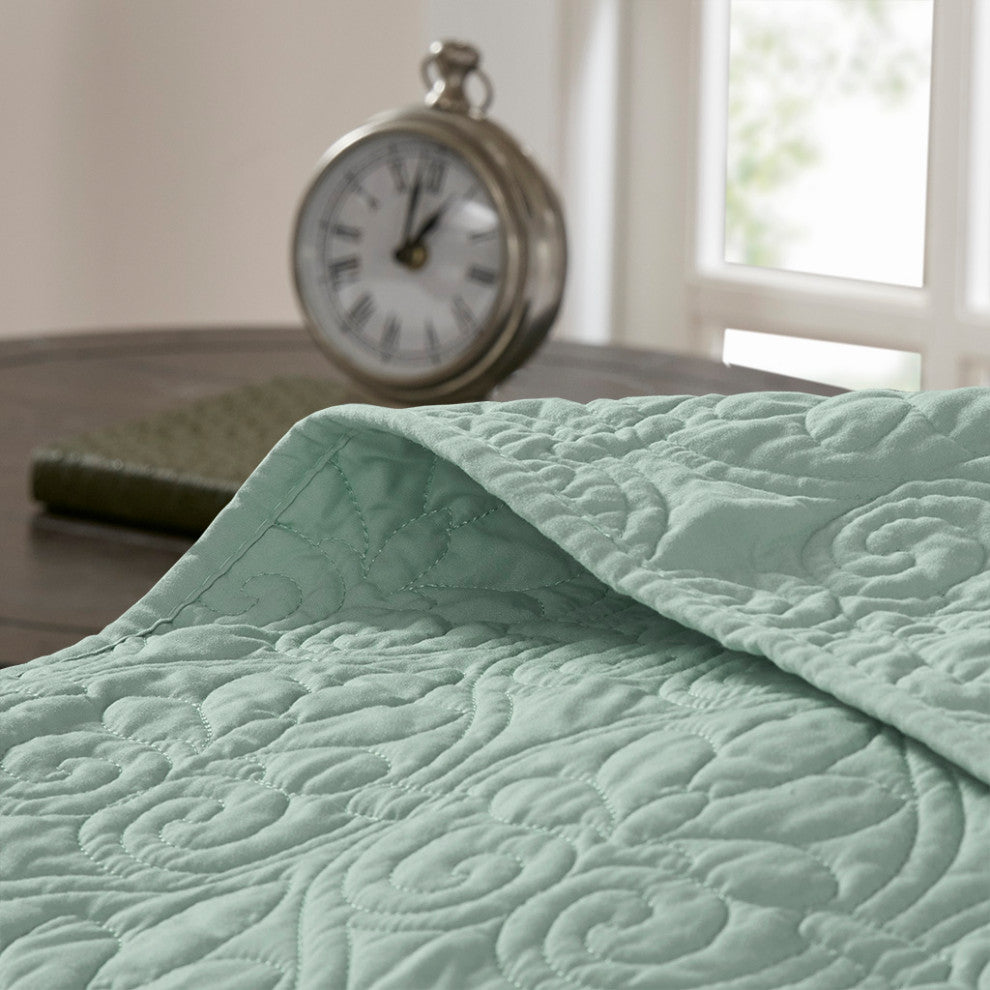 Madison Park Quebec Reversible Bedspread Set, Seafoam