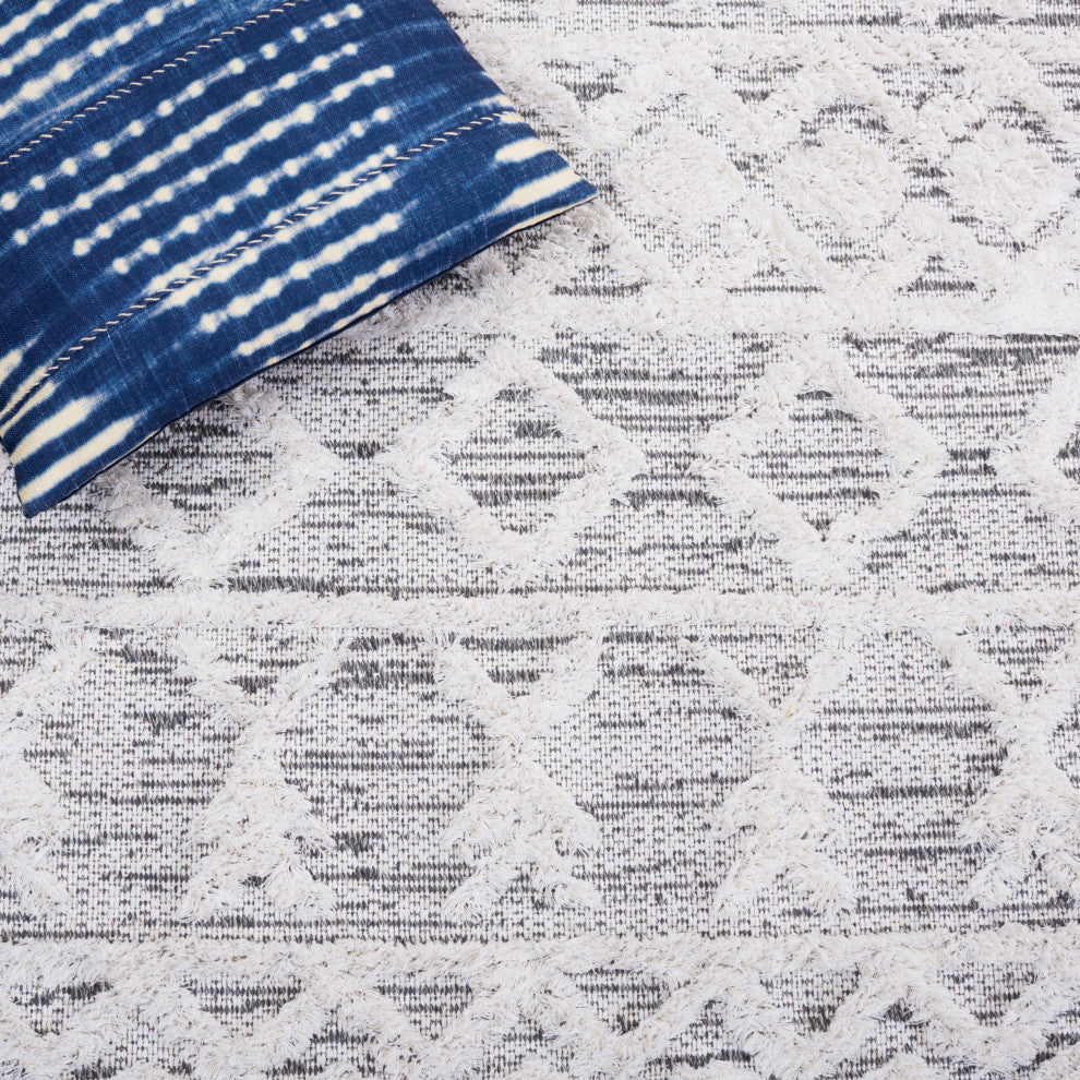 Safavieh Augustine Collection, AGT758 Rug