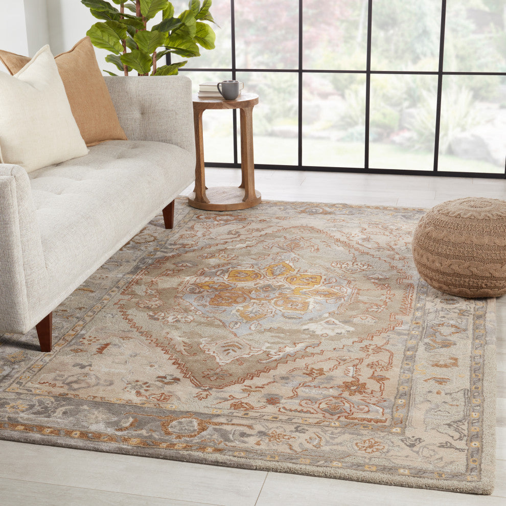 Raisa Handmade Medallion Taupe/ Gold Area Rug 8'X10'