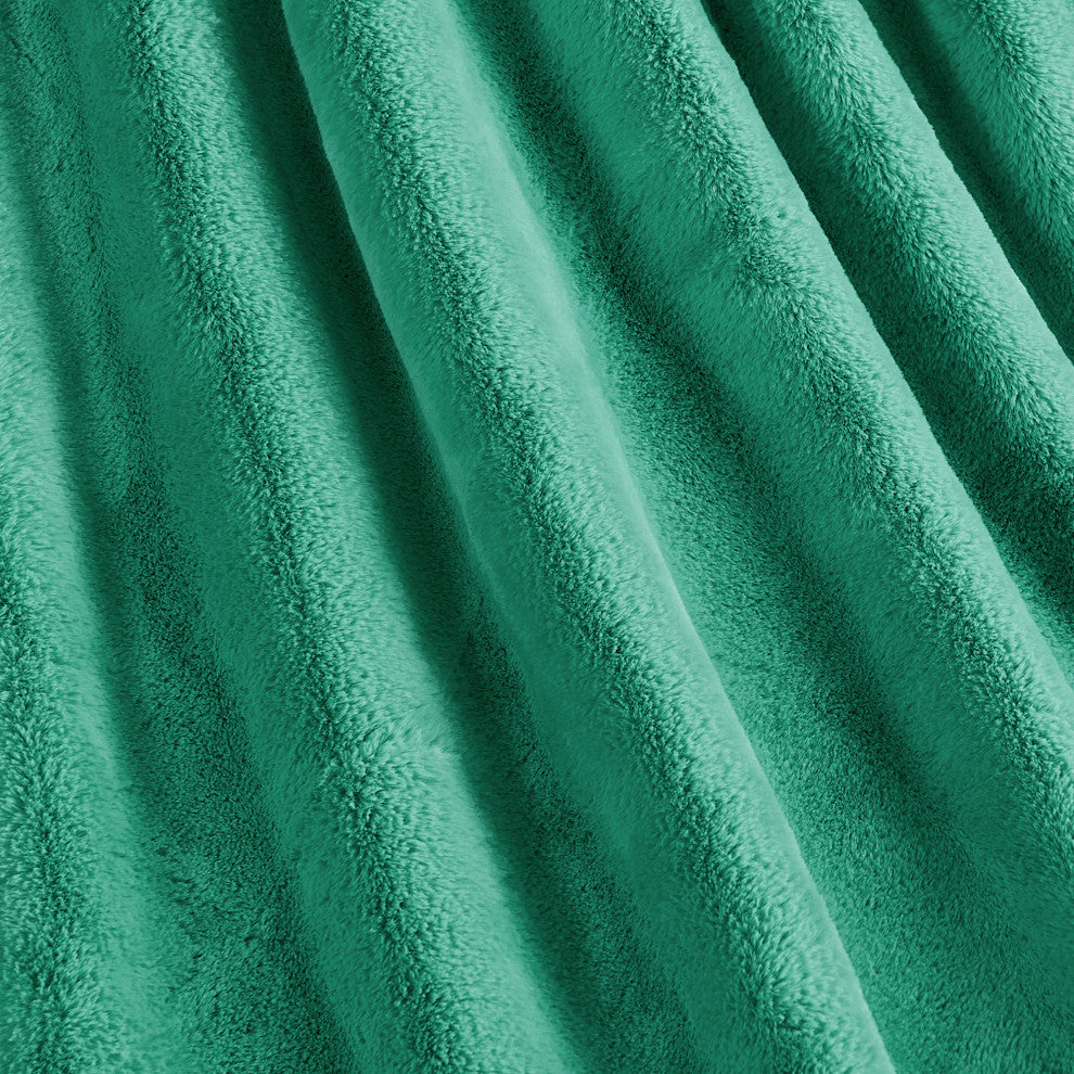 Fox Faux Fur Throw Blanket, Blue Turquoise, 50''x60''