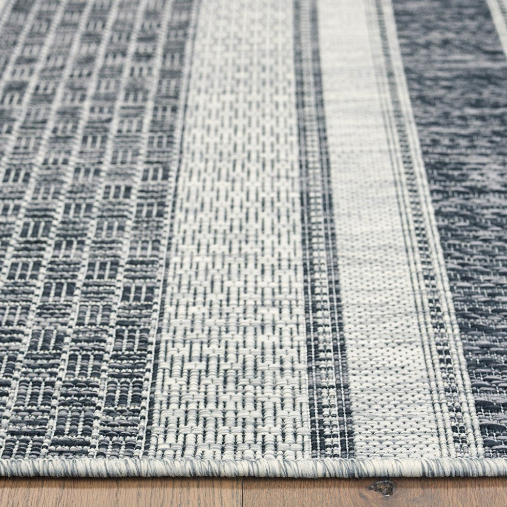8" x 10" Gray Stripe Indoor Outdoor Area Rug