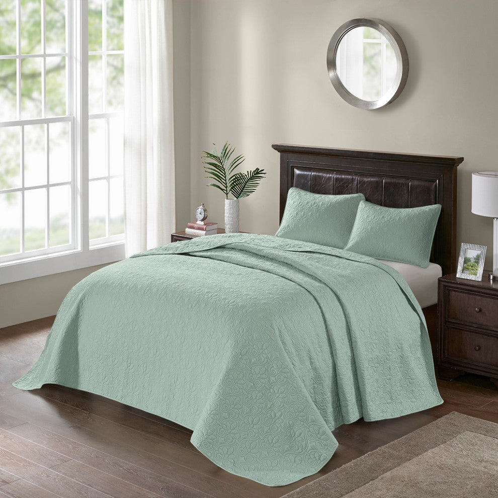 Madison Park Quebec Reversible Bedspread Set, Seafoam