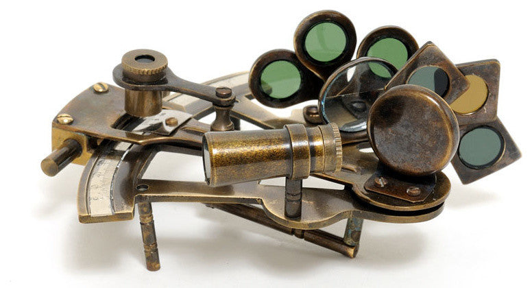 Nautical Sextant in wood box, Medium
