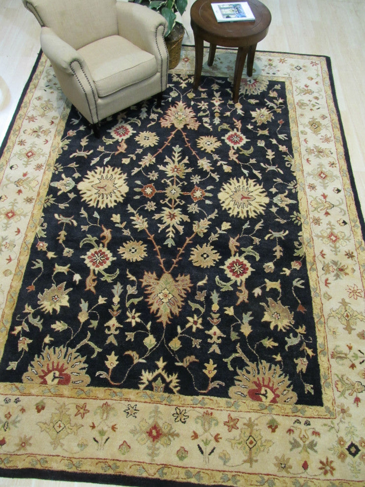 Black Traditional Oriental Agra Area Rug