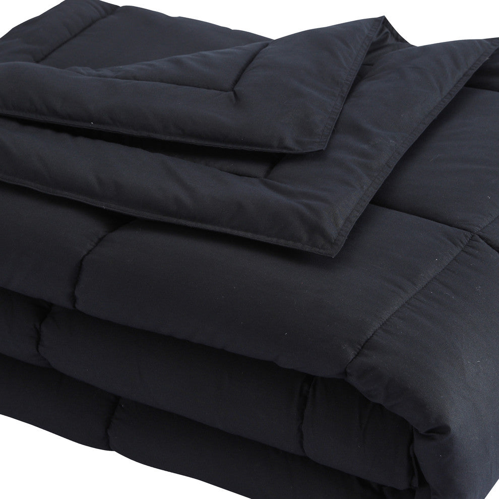 Stayclean Down Alternative Water/Stain Resistant Blanket, Black, King
