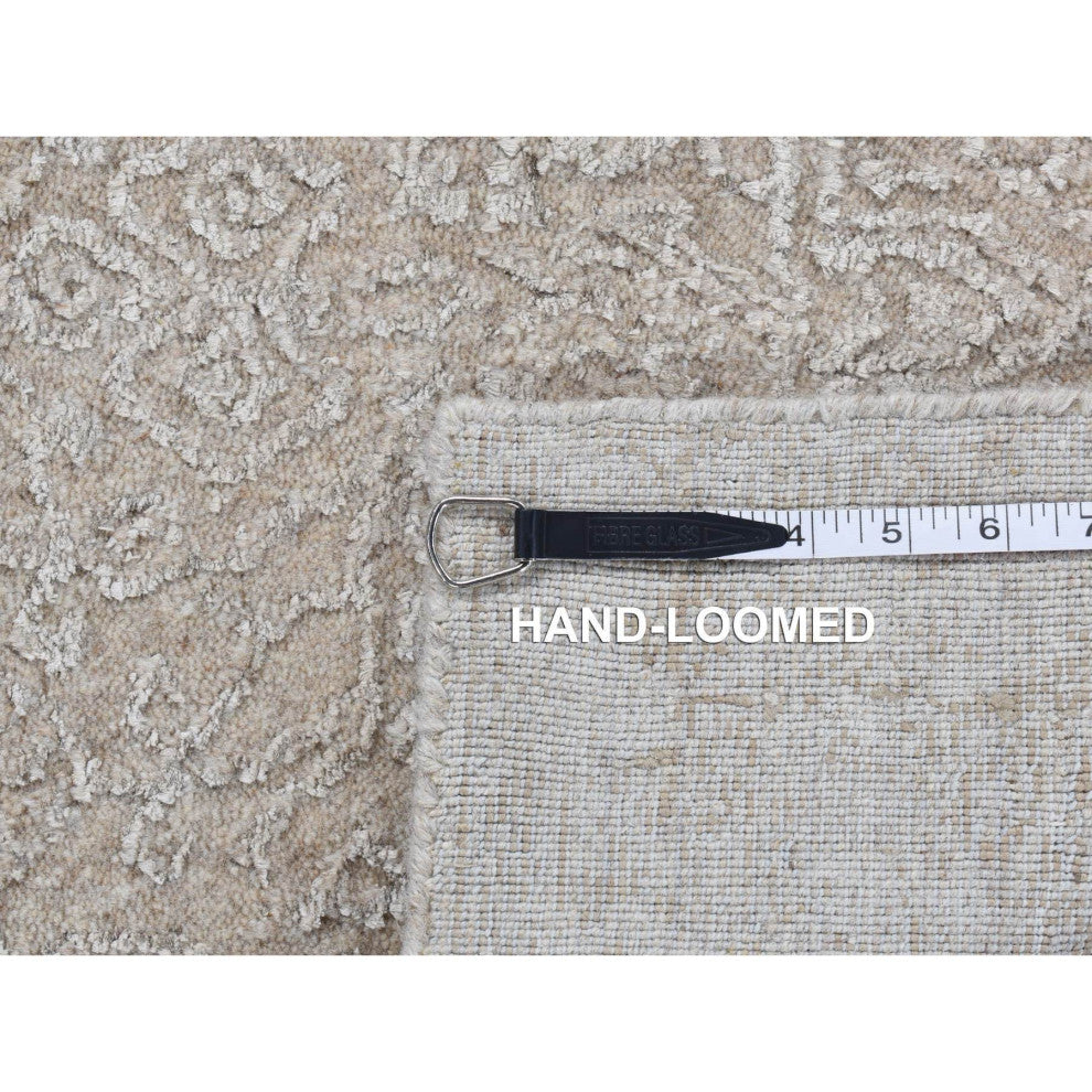 Parchment White Wool and Silk Fine Jacquard Hand Loomed Runner Rug 2'5"x10'