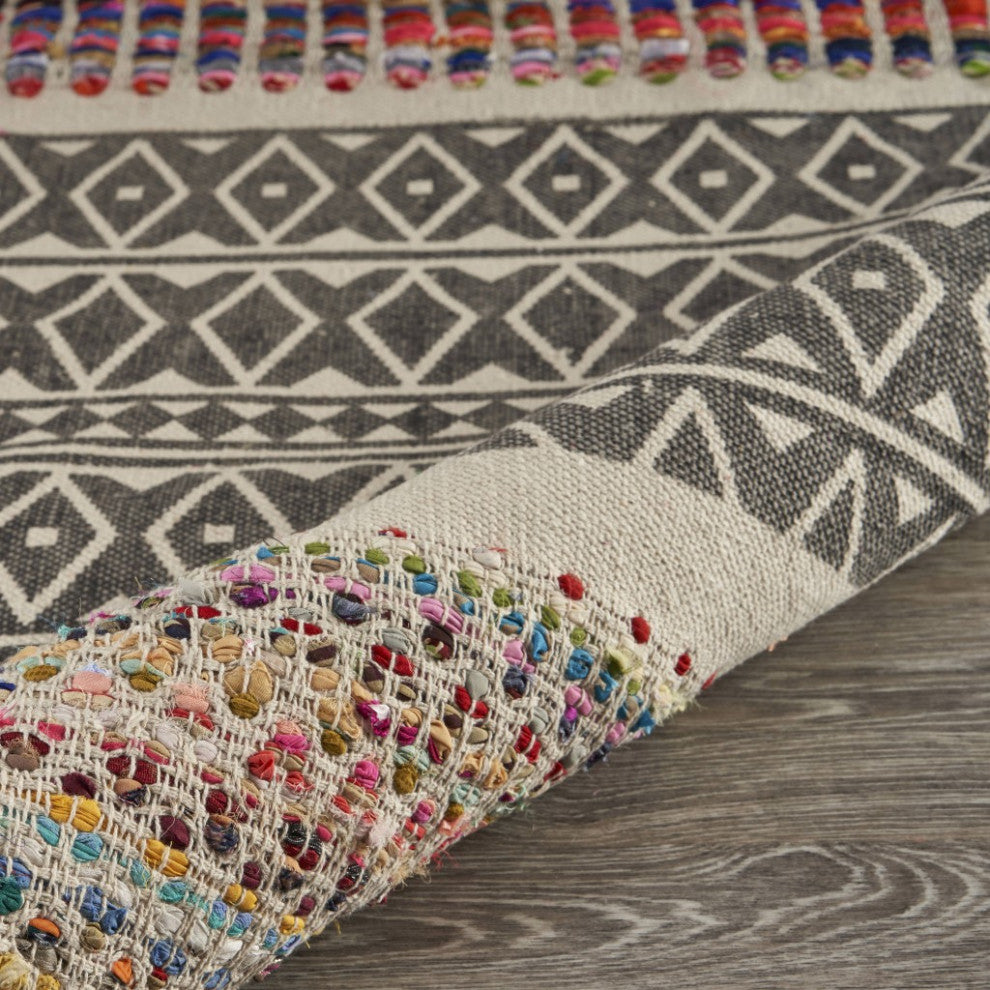 5' x 7' Colorful Traditional Chindi Area Rug