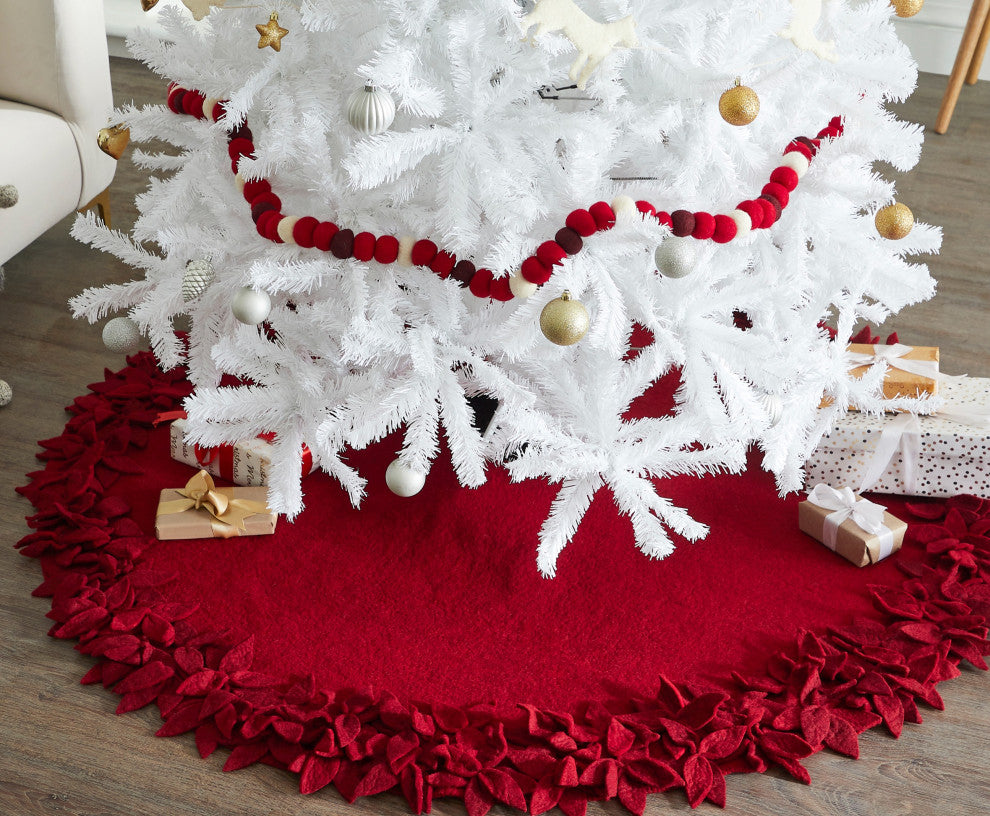 Overlapping Flowers Christmas Tree Skirt in Maroon