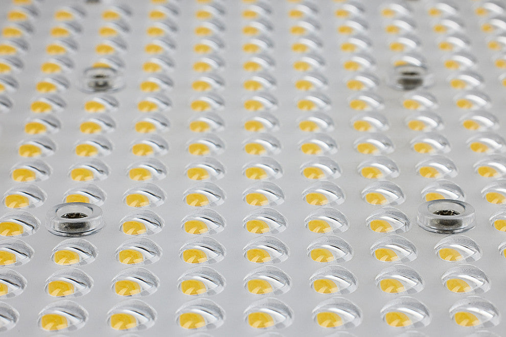 LED Area Light Type III - 100 Watt - Bronze Finish - 5000K - 120-277V