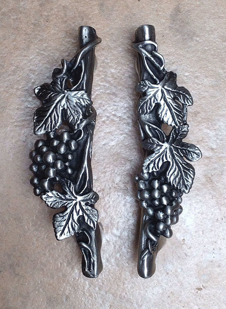 Grapevine Pull, Antique Bronze, Left
