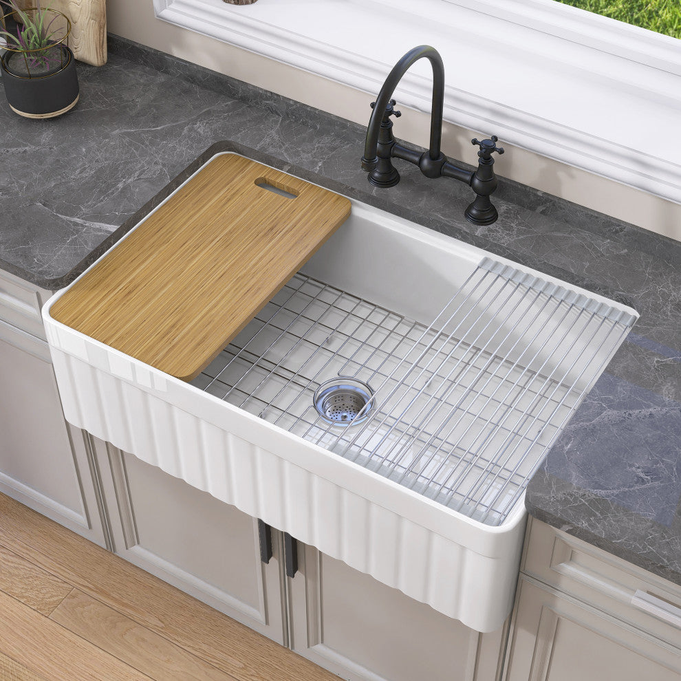 33"Lx20"W Farmhouse/Apron Farm Fireclay Kitchen Sink With Sink Grid And Strainer