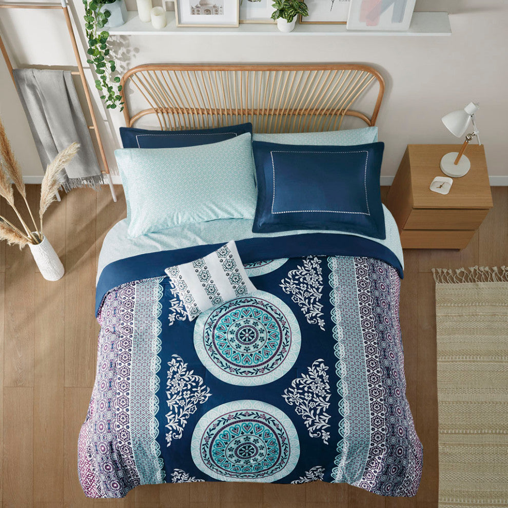Intelligent Design Loretta Boho Comforter Set With Bed Sheets, Navy