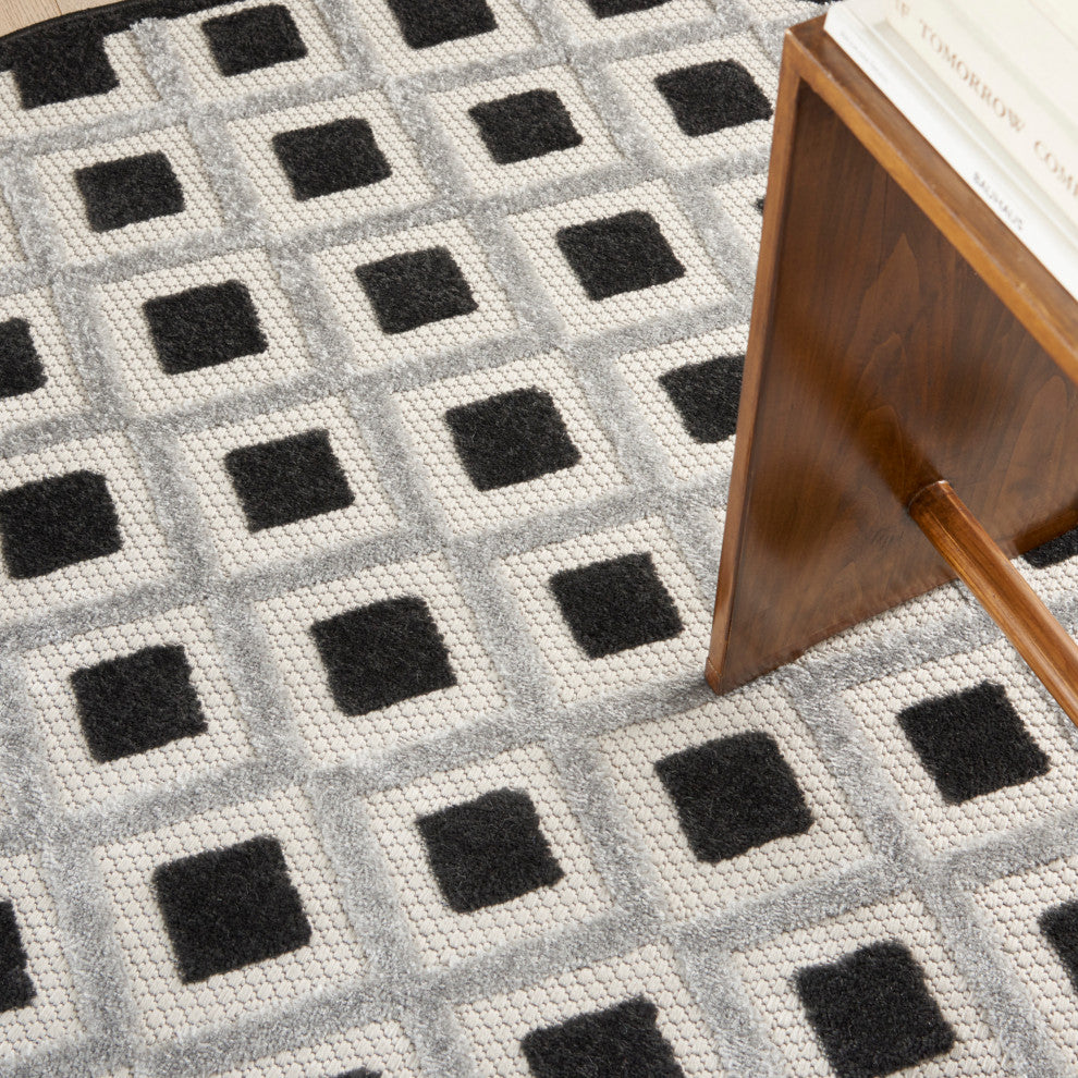 Nourison Aloha 4' x Round Black White Modern Area Rug
