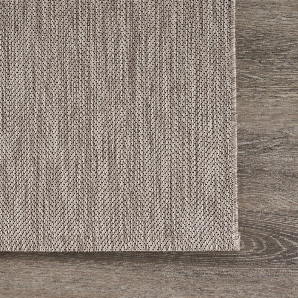 5' X 7' Beige Floral Indoor Outdoor Area Rug
