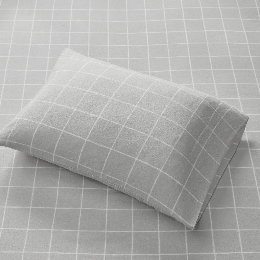 Beautyrest Oversized Flannel 4 Piece Sheet Set, Grey Windowpane