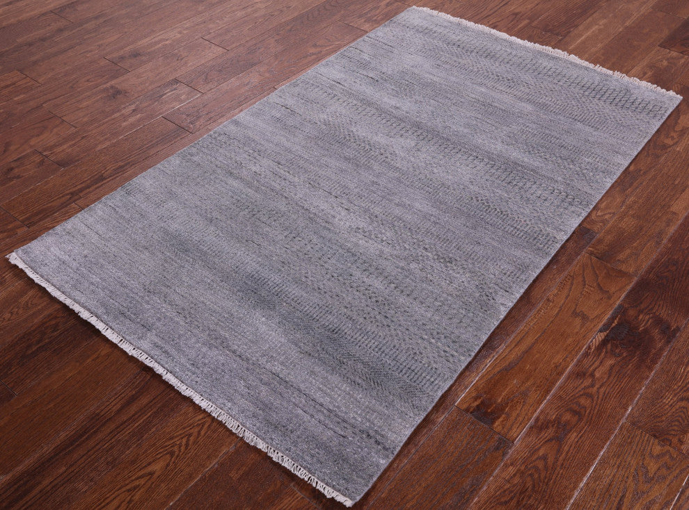 3' 1" X 5' 3" Savannah Grass Hand Knotted Wool and Silk Rug Q11535