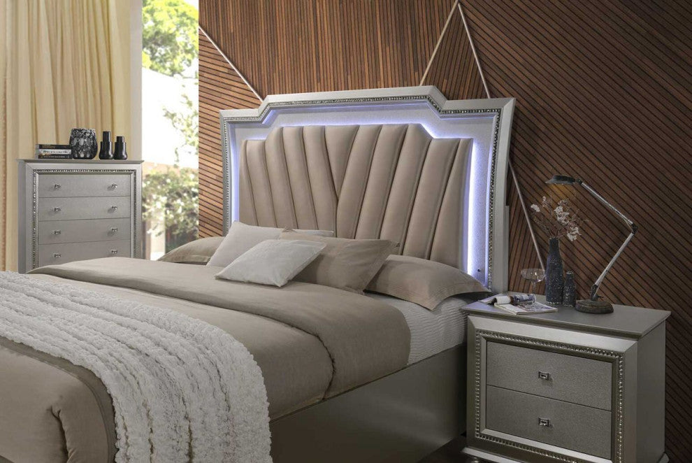 ACME Kaitlyn Eastern King Bed, PU and Champagne